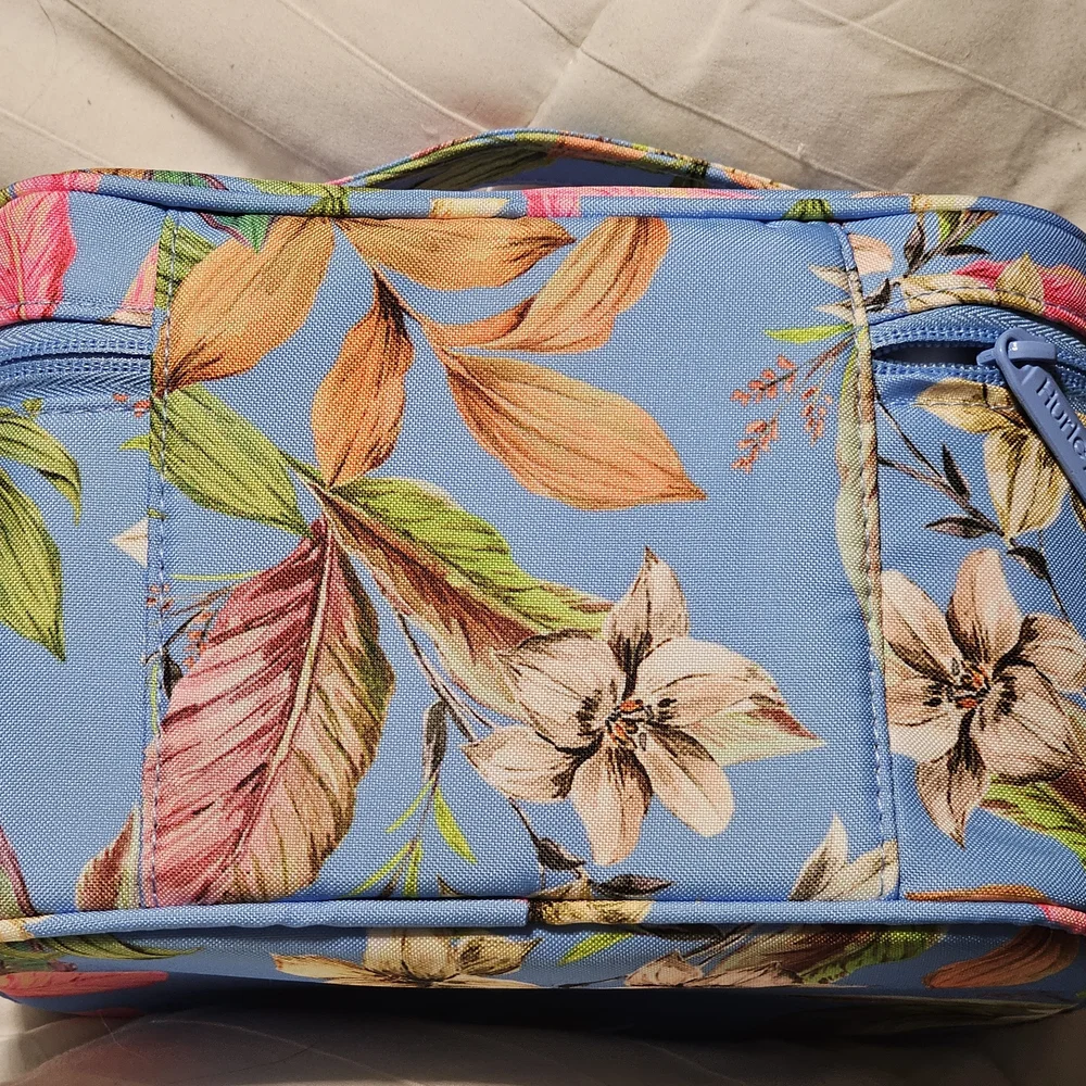 Hurley Floral Blue Cosmetic Case